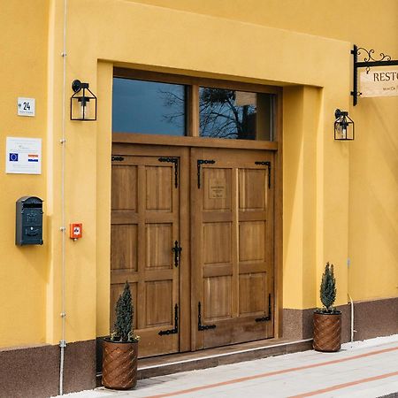 Pansion Mihica Dvori Hotel Babina Greda Ngoại thất bức ảnh