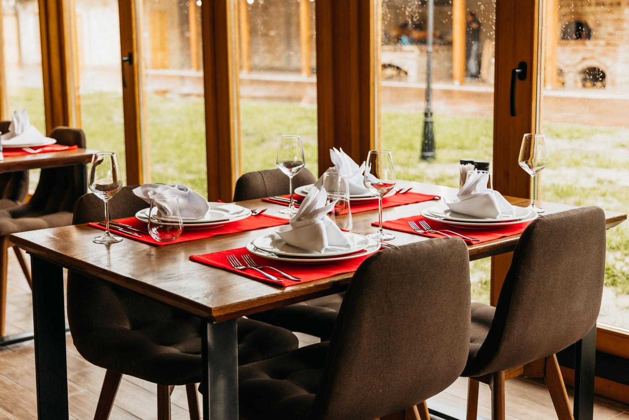 Pansion Mihica Dvori Hotel Babina Greda Ngoại thất bức ảnh